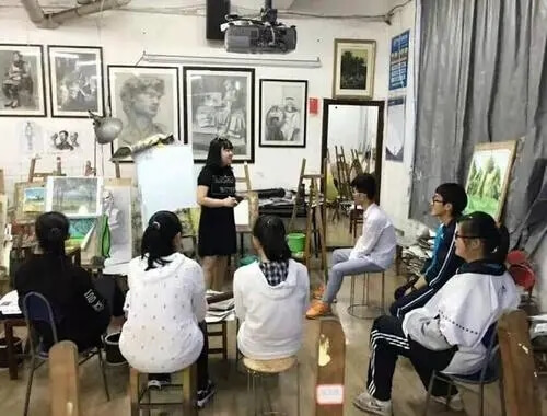 美術生應該怎么做讓自己的集訓能順利度過呢？2