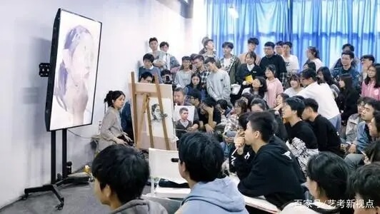 美術(shù)生高考失利該不該復(fù)讀？3