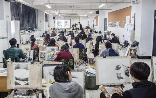 美術生應該怎么做讓自己的集訓能順利度過呢？1