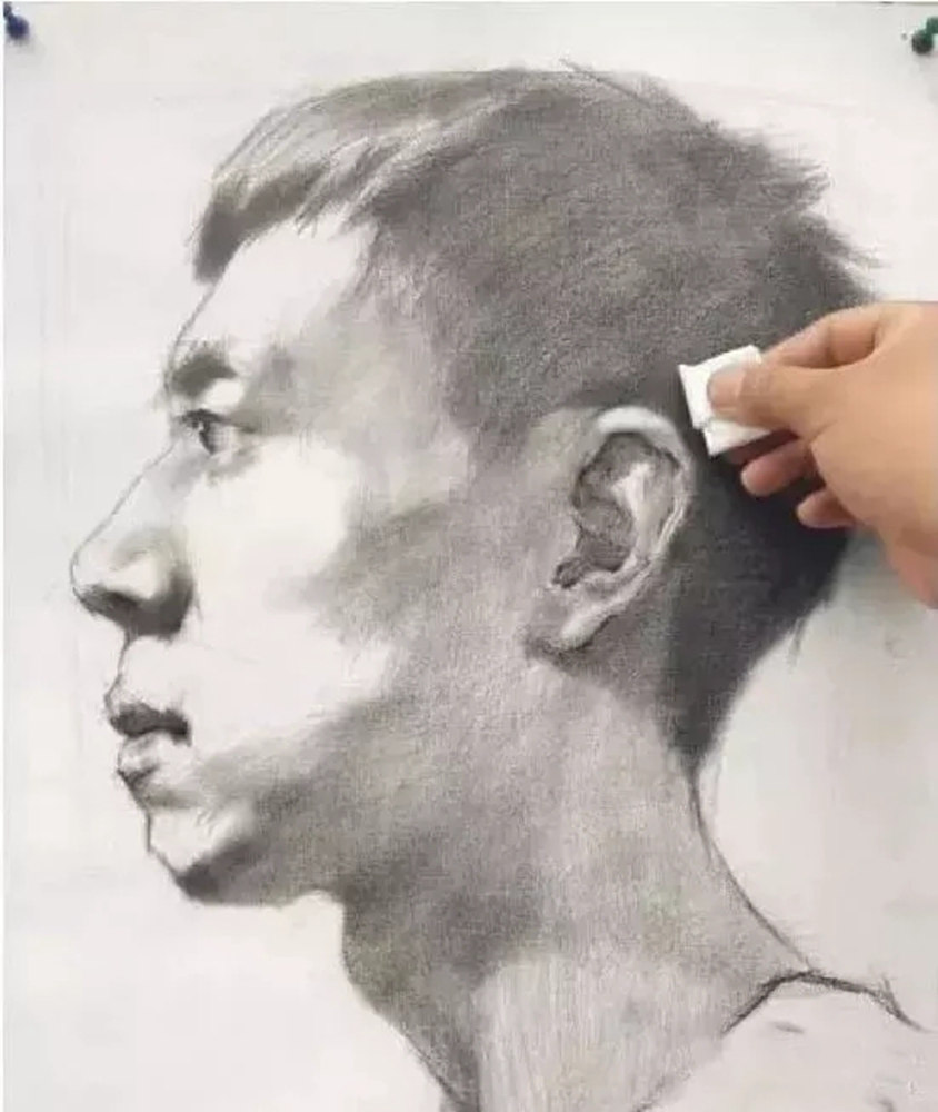 素描總被懟：廣州藝考畫室覺(jué)得那是因?yàn)槟悴粫?huì)“擦”,03