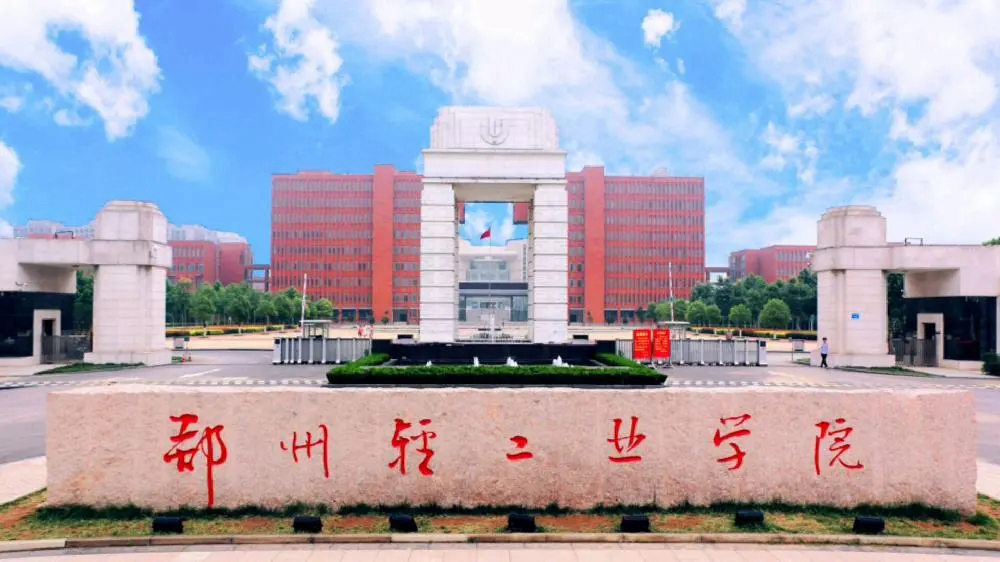 【廣州藝考畫室盤點】不僅僅只有美院！這7類學校美術生都能上,05