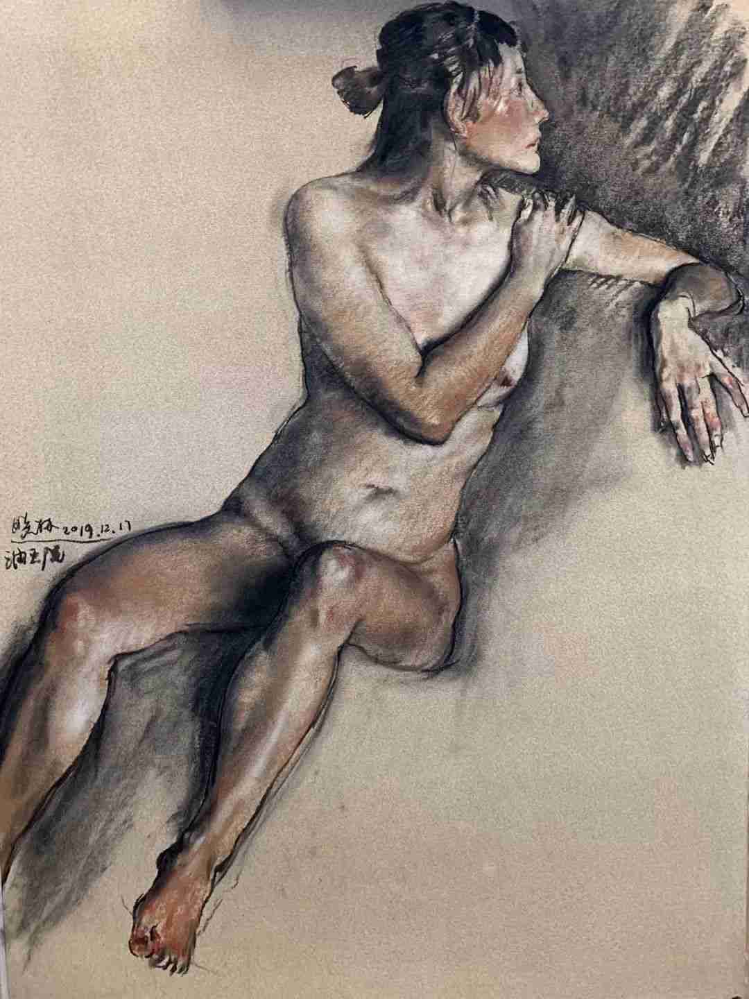 作為美術生，錯過什么都不能錯過九大美院各系教授的作品！圍墻畫室附圖5